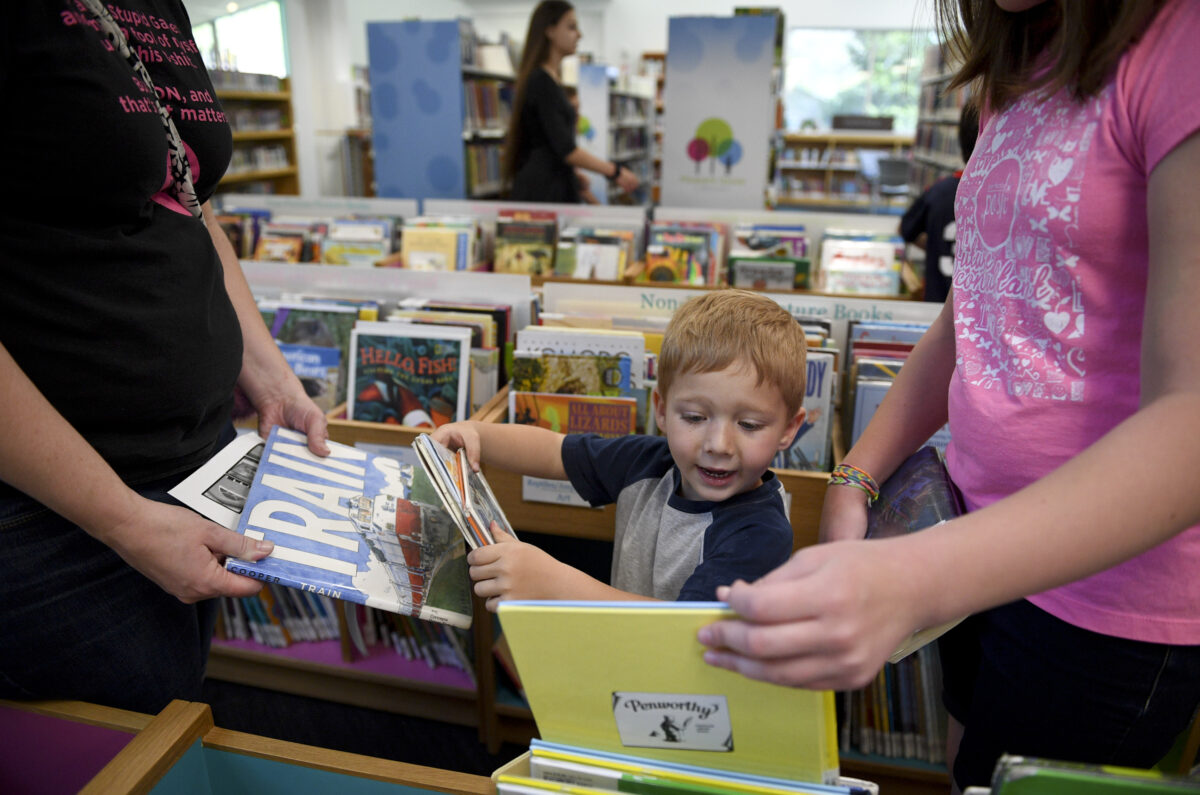 Pleasant Grove Library reopens, new and improved News, Sports, Jobs